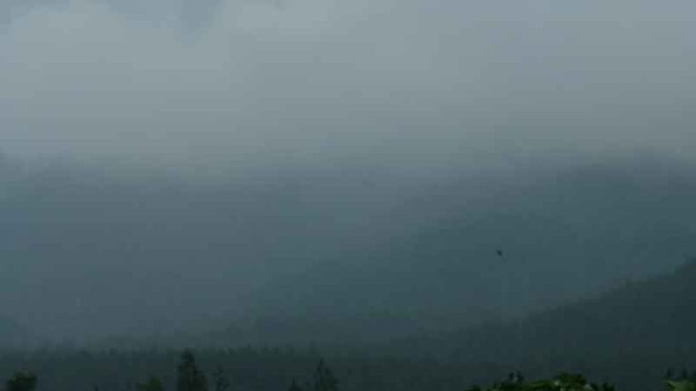 kabut-kemah-hilltop-camp-lembang